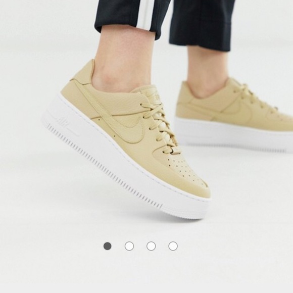 Nike Air Force 1 Sage Low - Picture 2 of 7